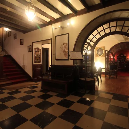 Hotel Hotel-restaurant Eychenne 3*
