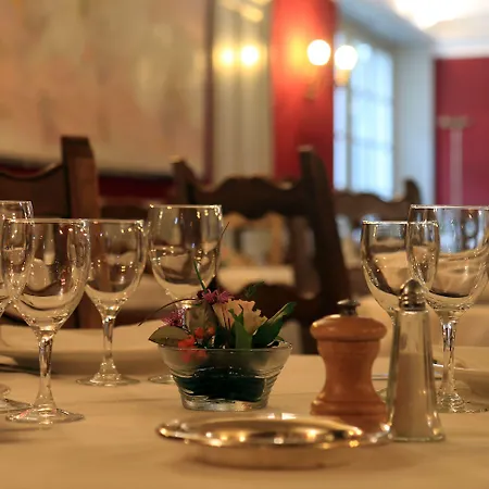 Hotel-restaurant Eychenne 3* Saint-Girons (Ariege)